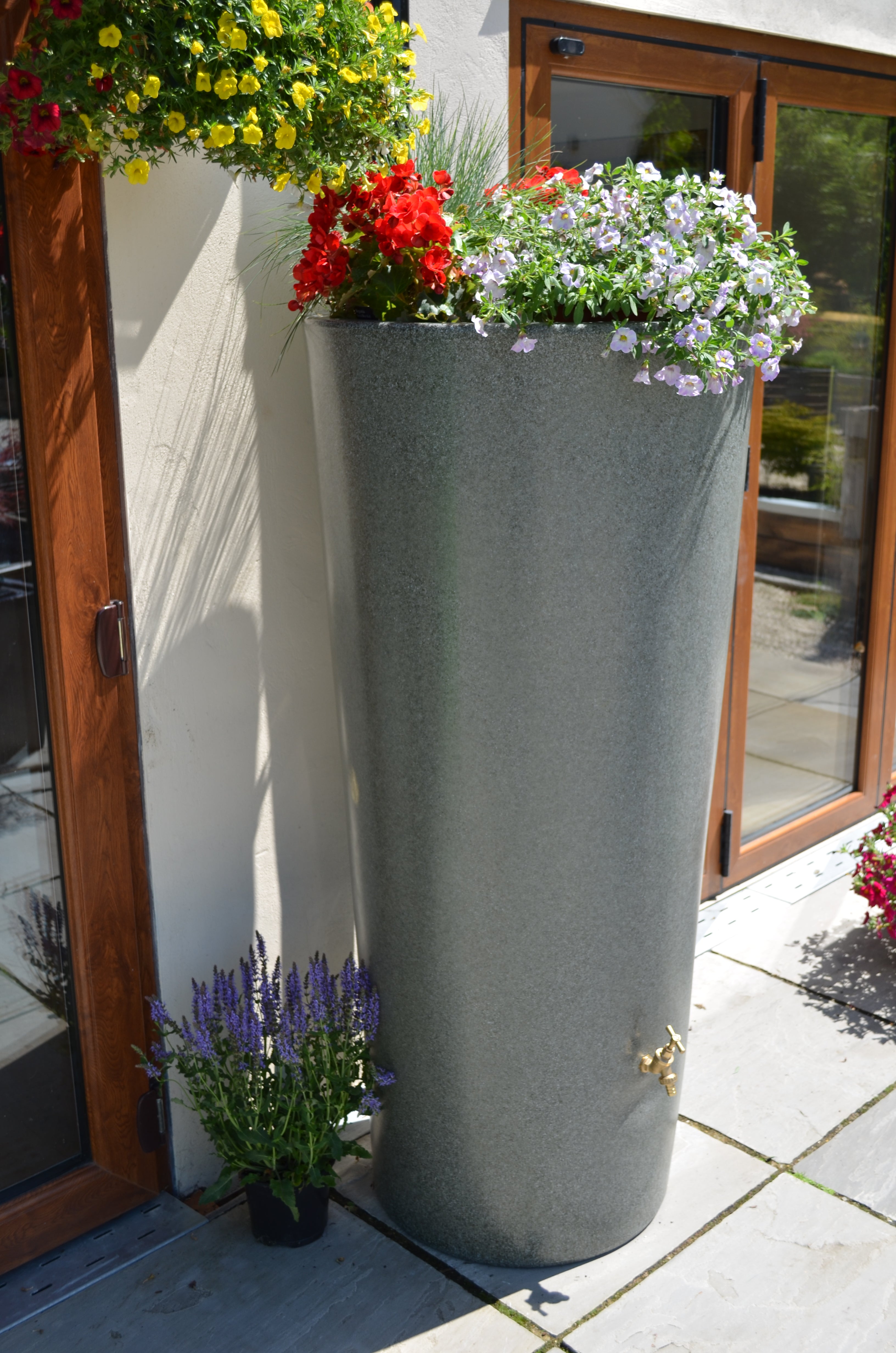380 Litre Water Butt Planter In Green Marble - Big City
