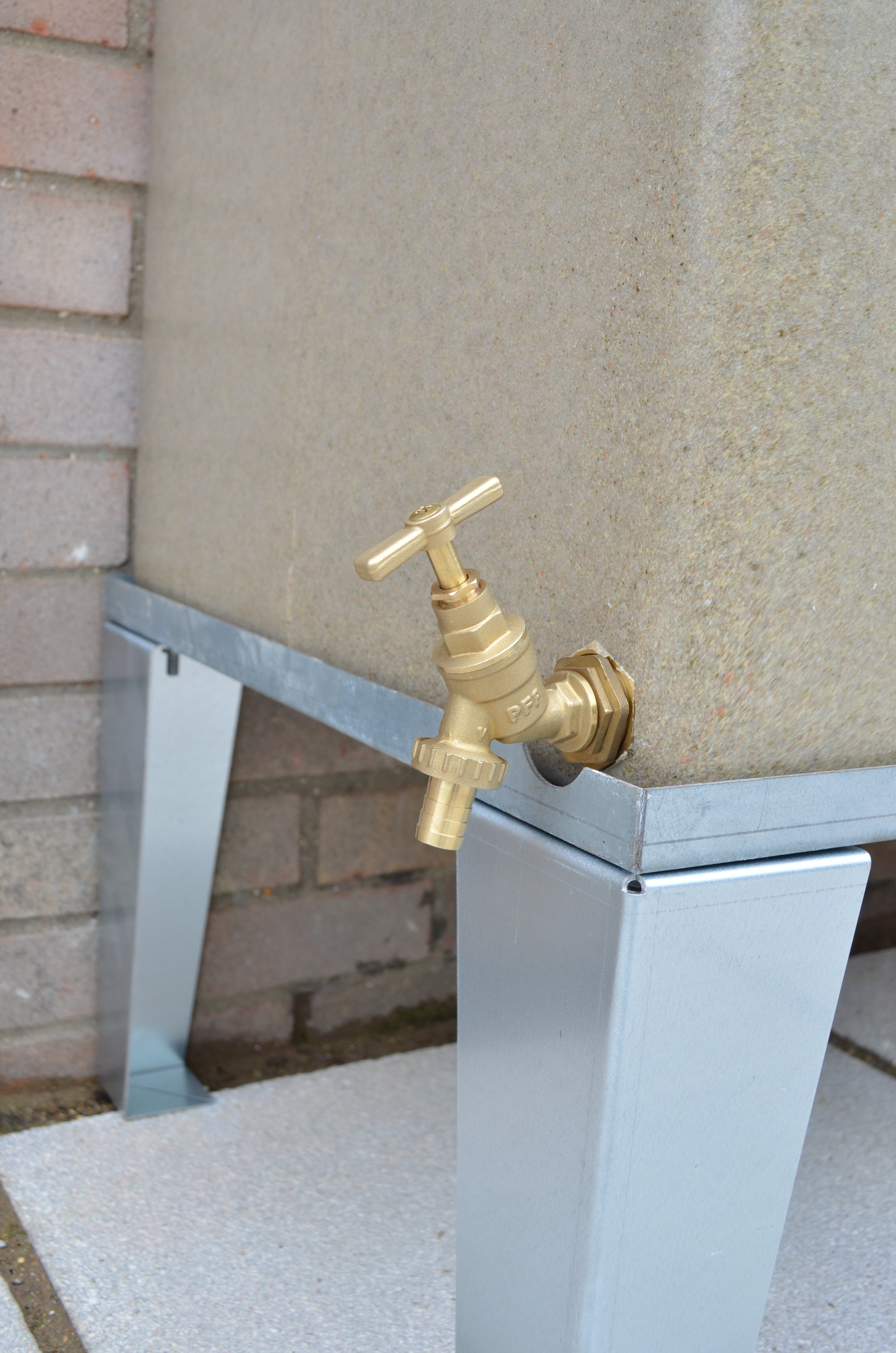 350 Litre Square Water Butt V1 - Sandstone