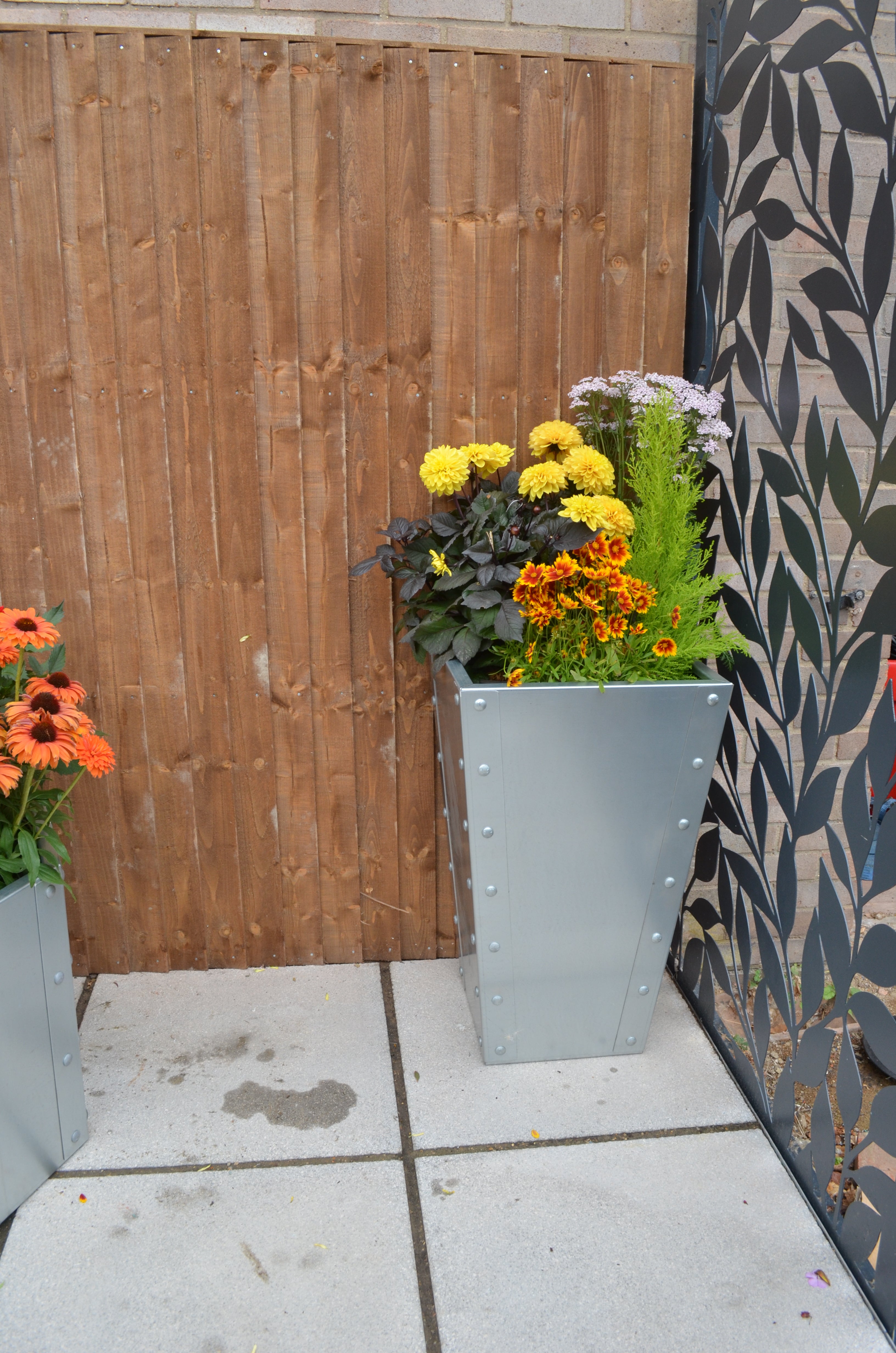 Raised Planter The Bassingbourn