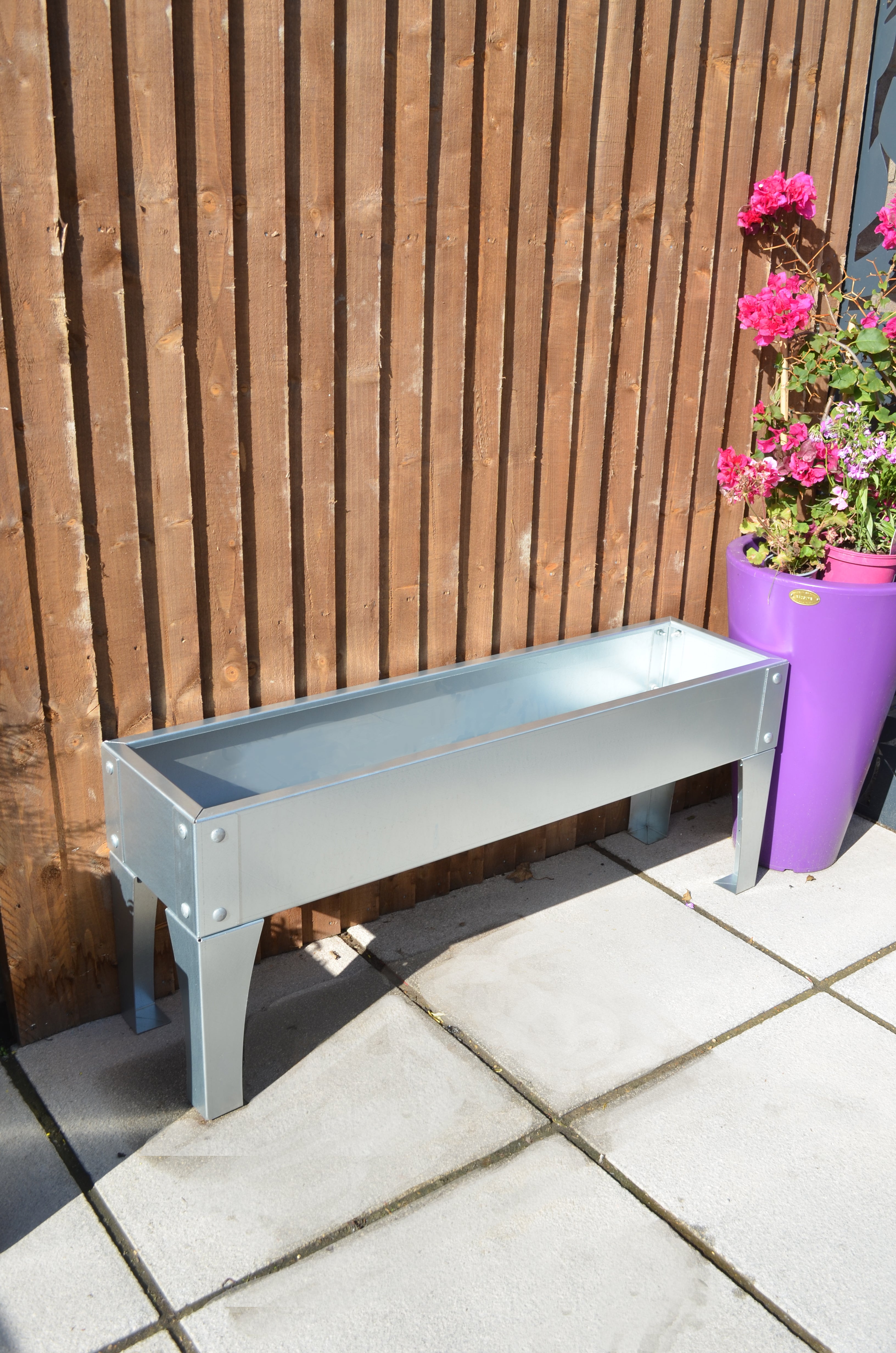 Raised Planter Harston