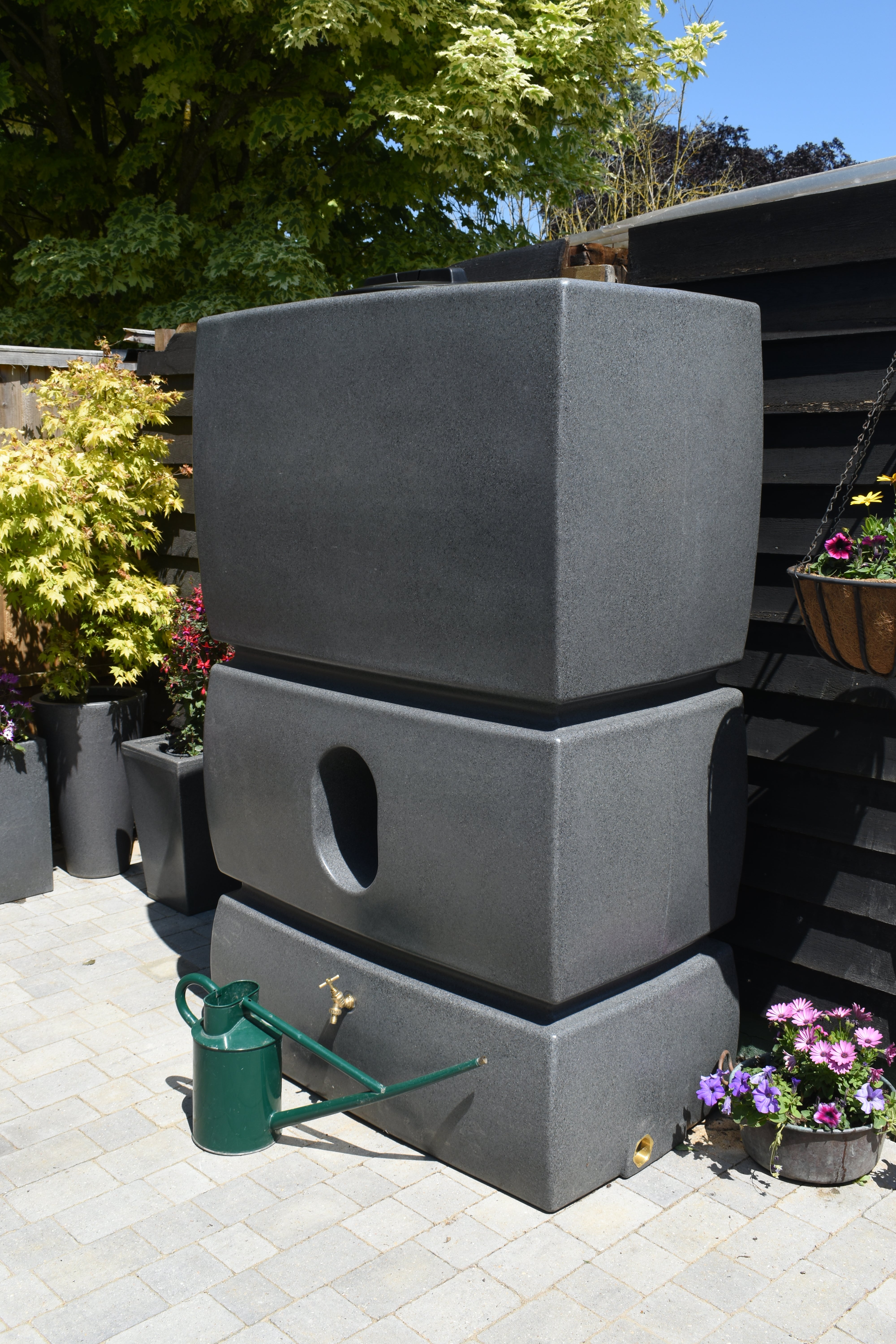 1500 Litre Extra Large Water Butt - Millstone