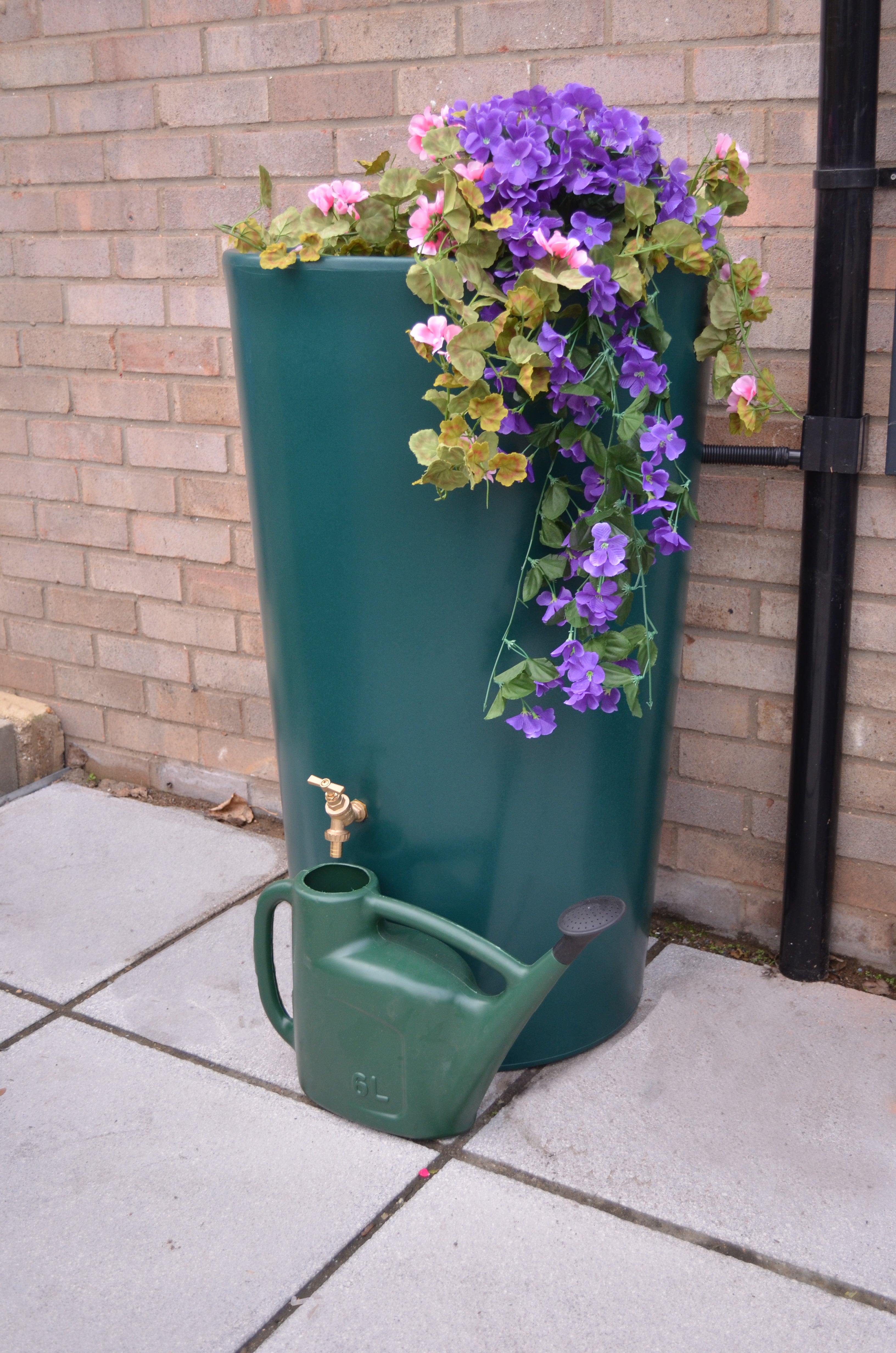 City Water Butt Planter In Green