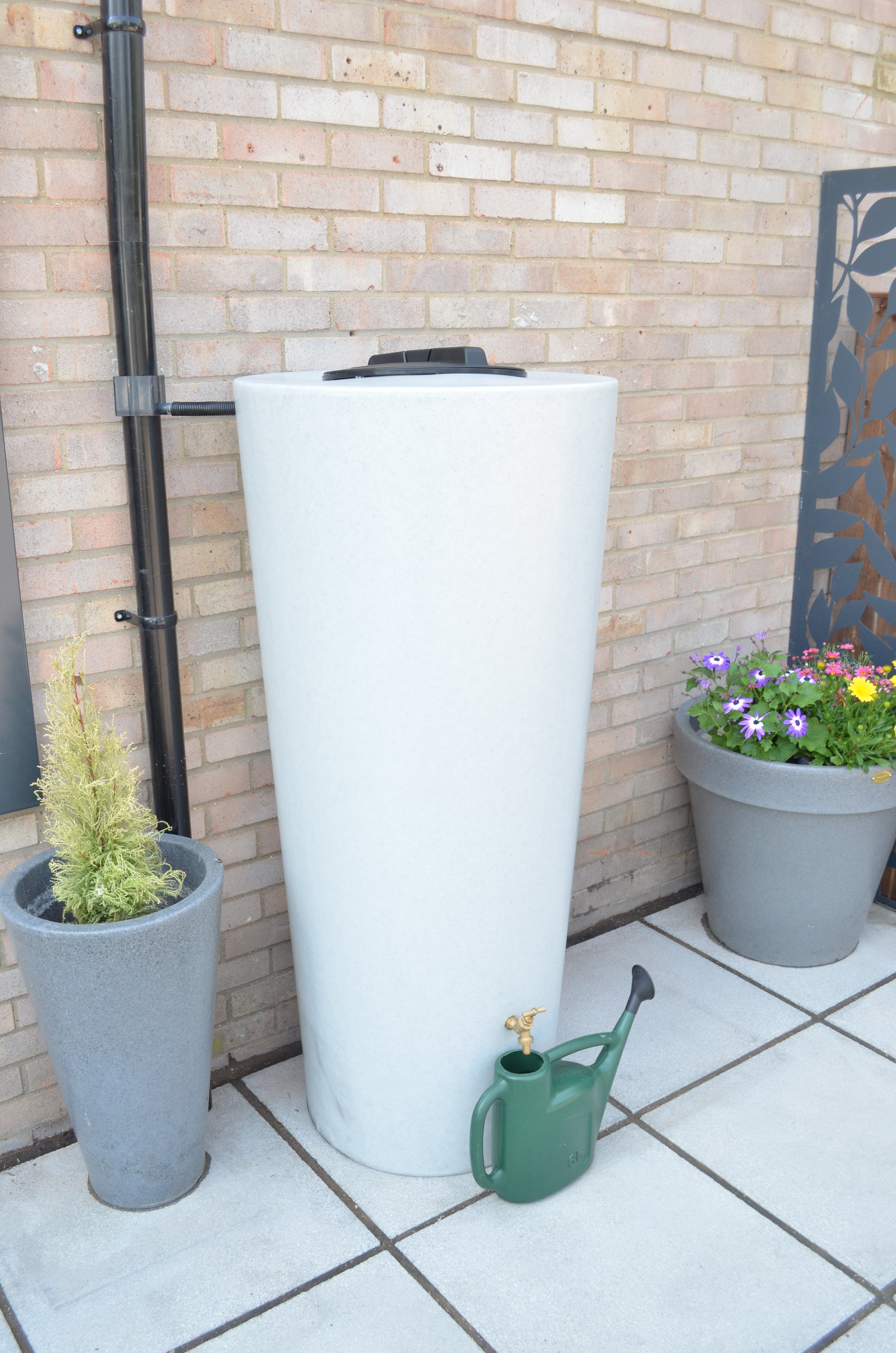 420 Litre Water Butt - Just Water In White Marble