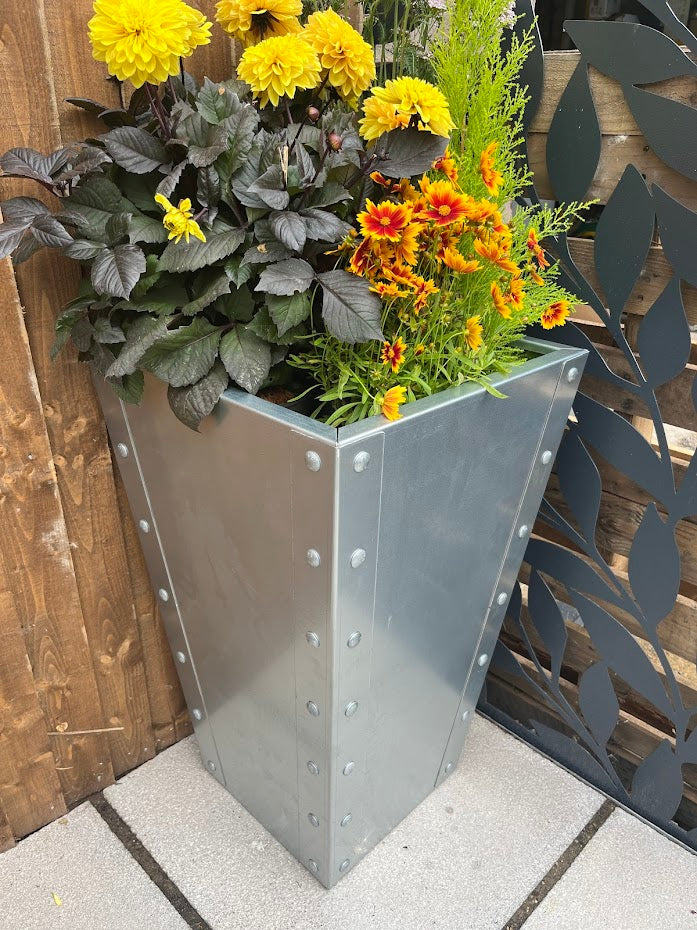 galvanised plant pots Raised Planter The Bassingbourn – Etills.com