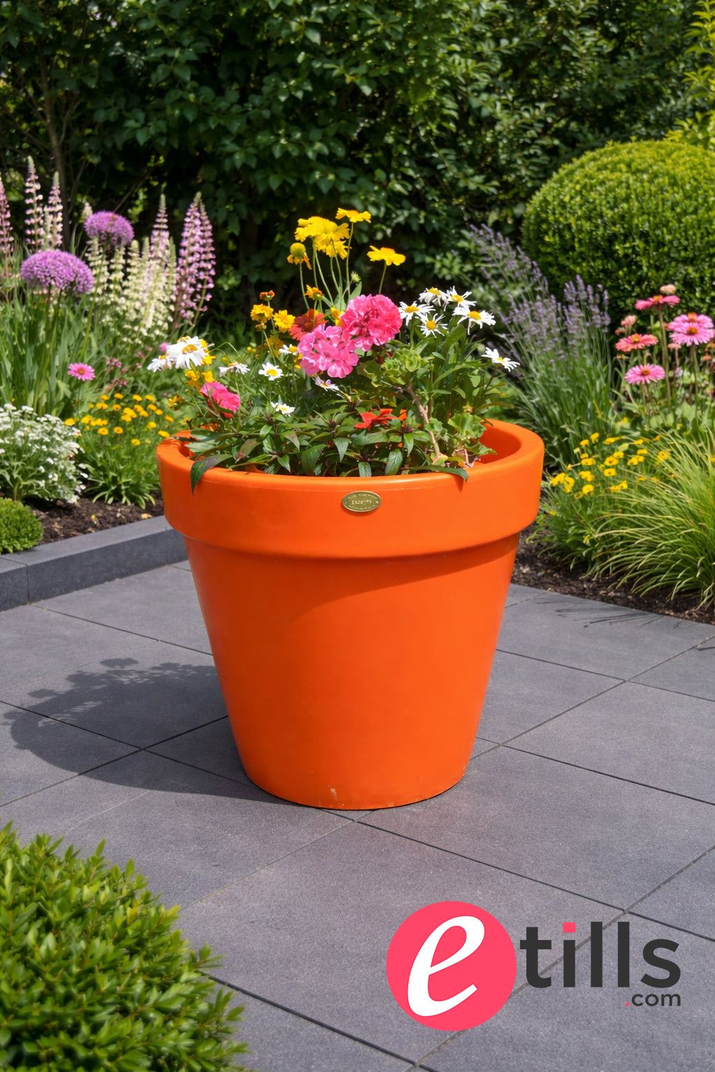 The Classic Garden Planter In Orange
