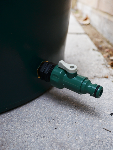 City Water Butt Planter In Green