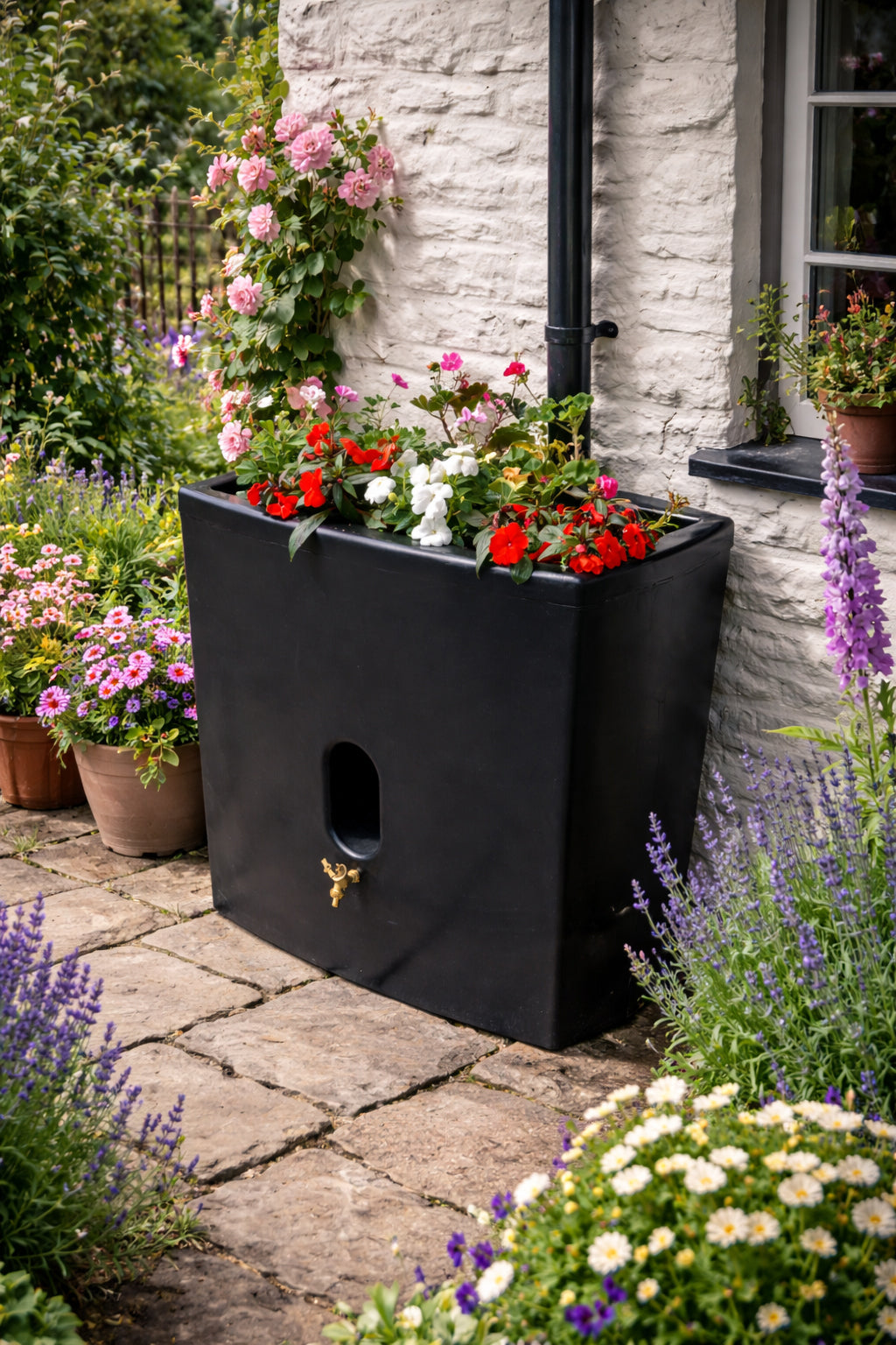 Oasis Water Butt Planter in Black