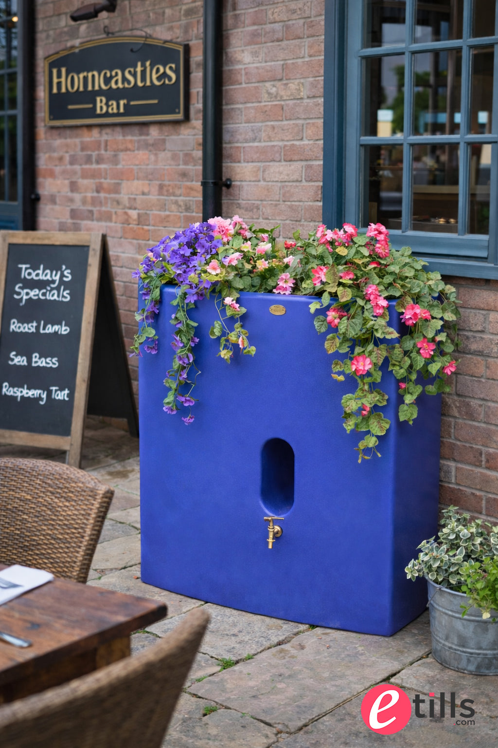 Oasis Water Butt Planter In Blue