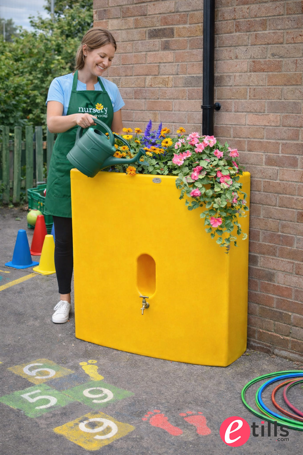 Oasis Water Butt Planter In Yellow