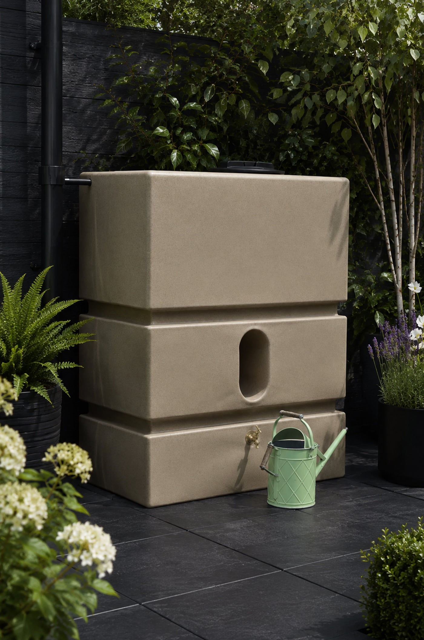 1200 Litre Water Butt in Sandstone